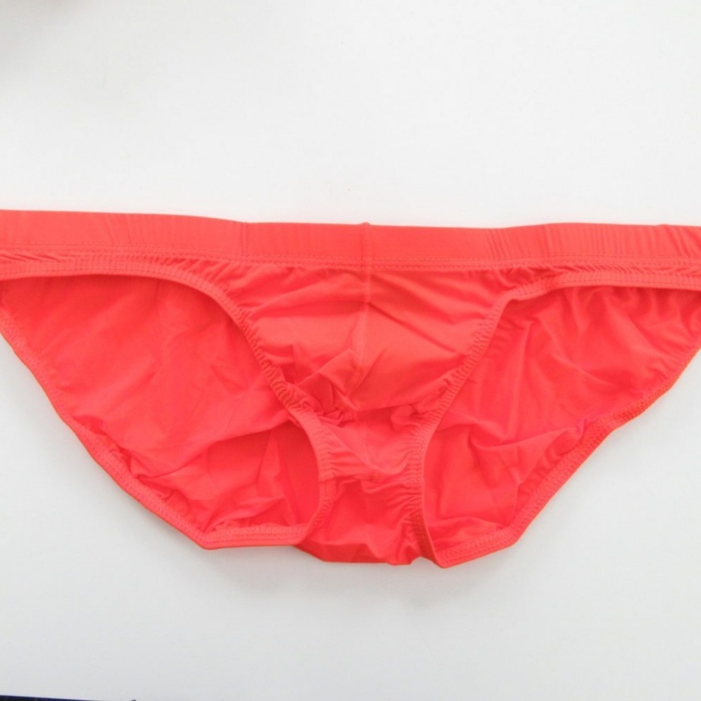 Red Brief - Picture 2 of 5